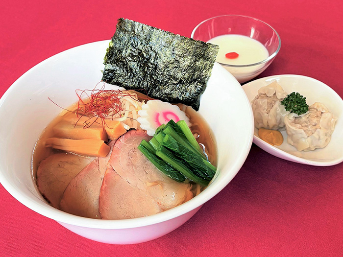 昔ながらの醤油ラーメン